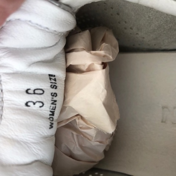 HOGAN silver lace up sneakers - Picture 4 of 4